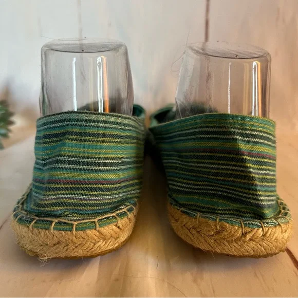 💚OLD NAVY • Striped Canvas Flat Espadrilles - Picture 4 of 12